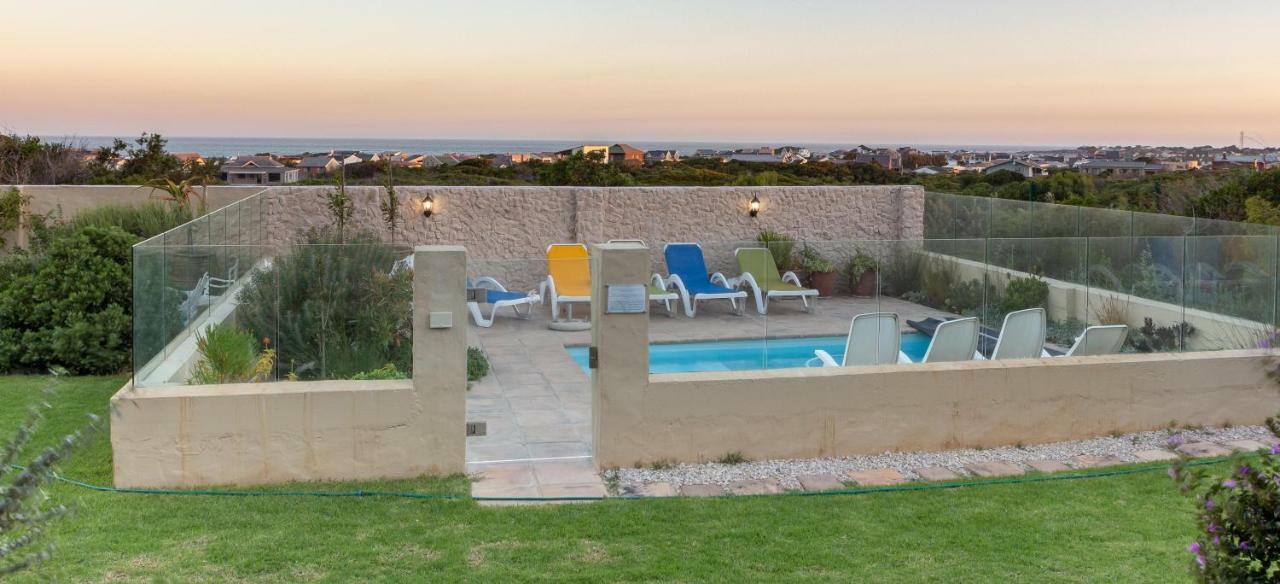 Fijnbos Manor Villa Bettys Bay Exterior photo